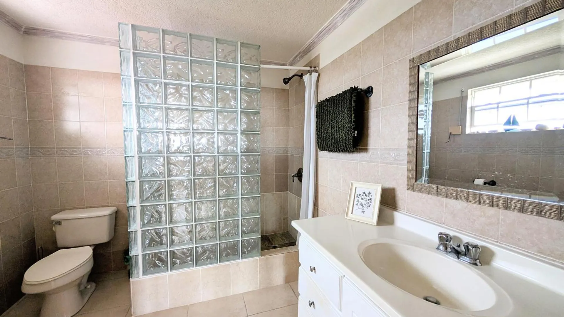 5 Seawinds Apartment Christ Church Barbados